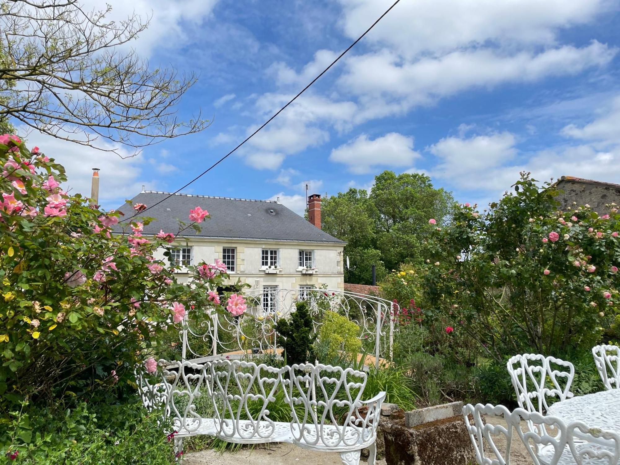 Chambre De Charme Dans Un Jardin De 1500M2 Nueil-sur-Layon Extérieur photo